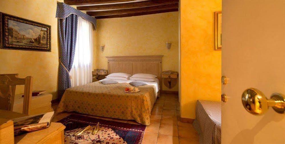 Daplace - Antica Casa Coppo Venesia Bagian luar foto